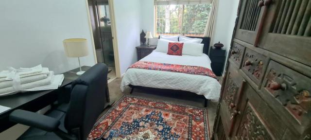 Hills Bed & Breakfast