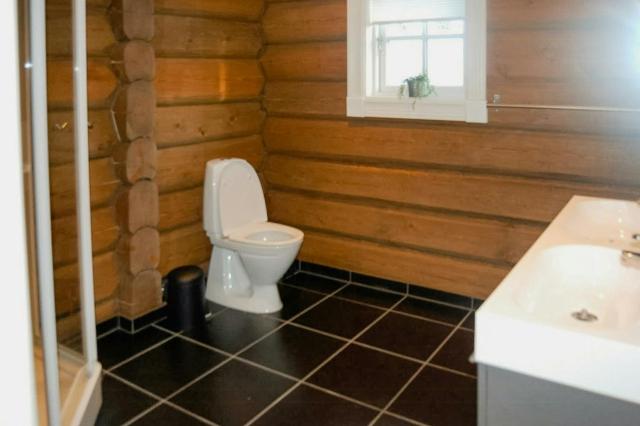 Log Cabin By Mostertoppen Ski Stadium