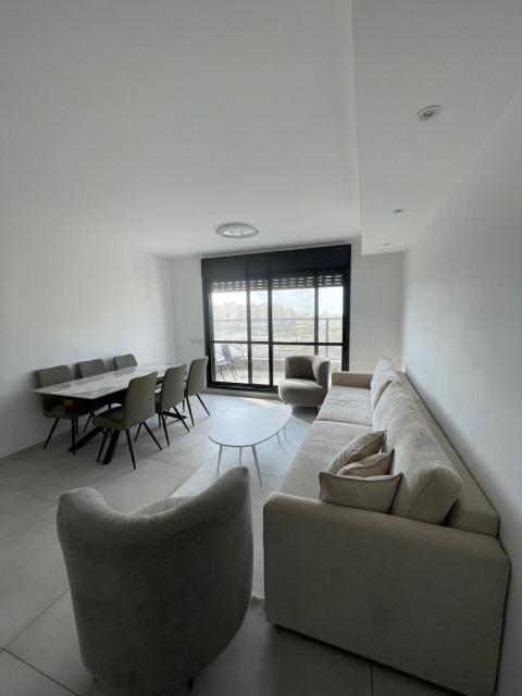 Neveh Shamir Staycation