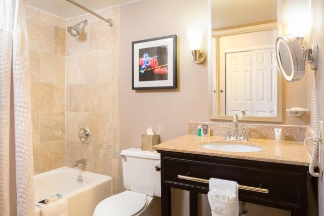 Crowne Plaza Memphis Downtown by IHG