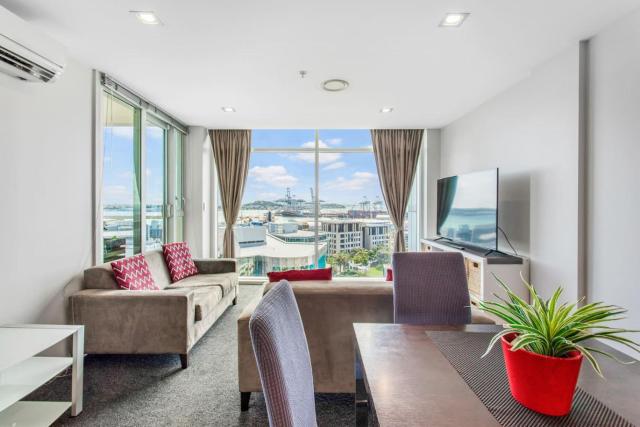 Sea View Apartment in Auckland CBD