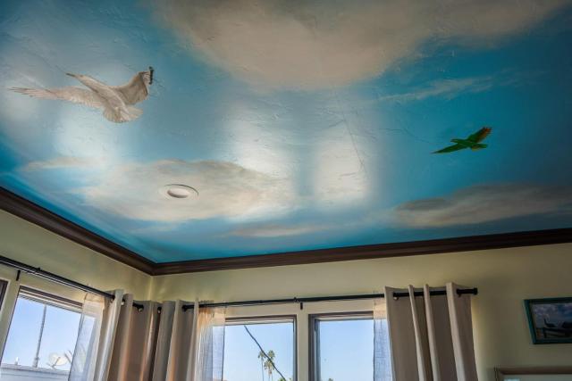 Pet-Friendly Home - 1 Block from Beach