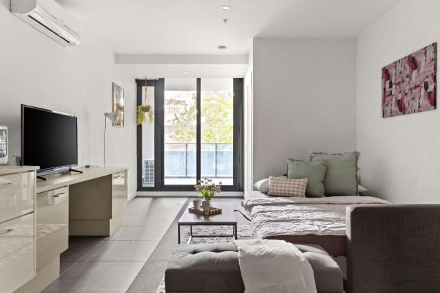 Chic 1BR Apt Near Southern Cross