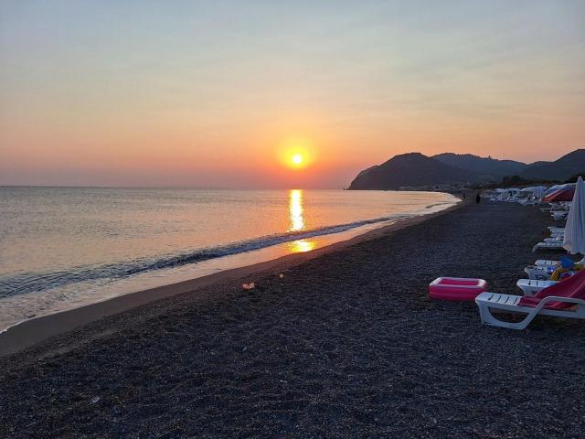 Patti Beach Resort