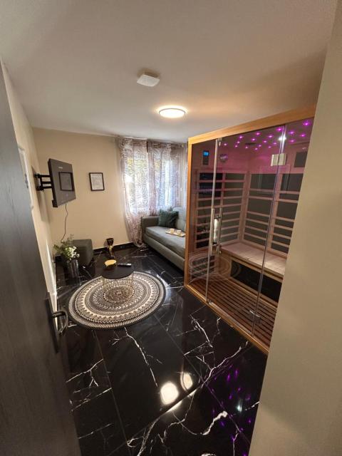 la suite prestige avec SPA SAUNA NETFLIX JARDIN