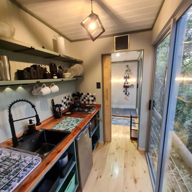 Squirrels Rest Treetop Glamping