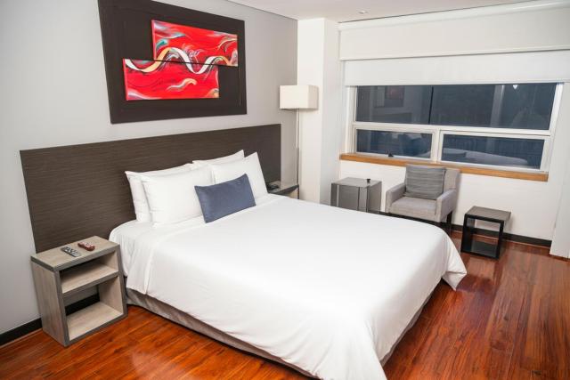 One Sixteen Hotel
