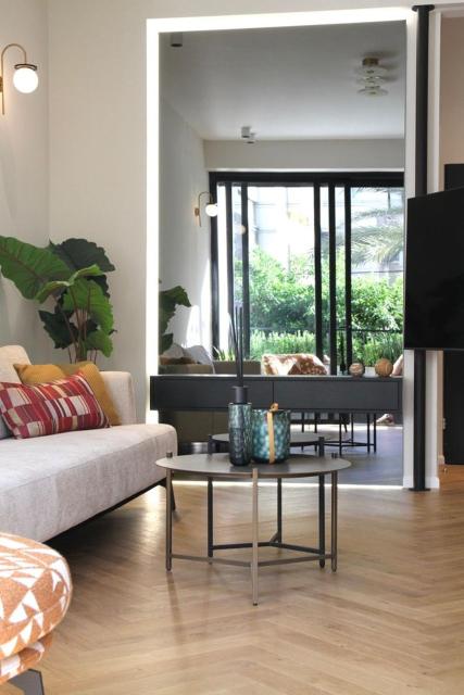 Stylish New 2BR & Near Beachfront By SweetyGuest