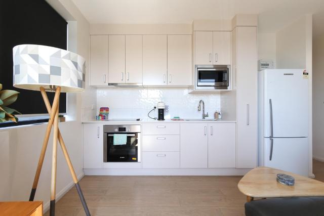 Gorgeous 2-bed Bridgeview Apartments Near River