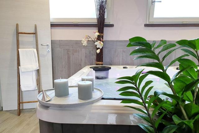 Suite Orchidea Seaside and Pool