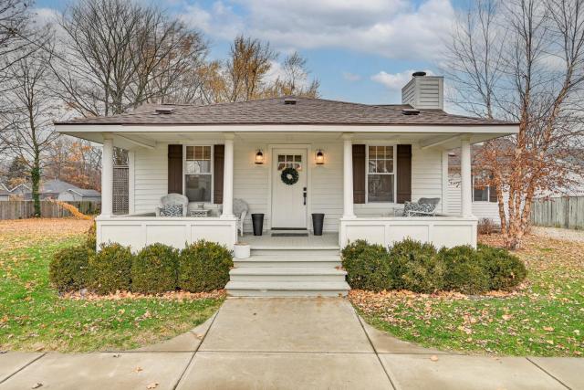 Steps to Elm St: Gorgeous Double-Lot Getaway