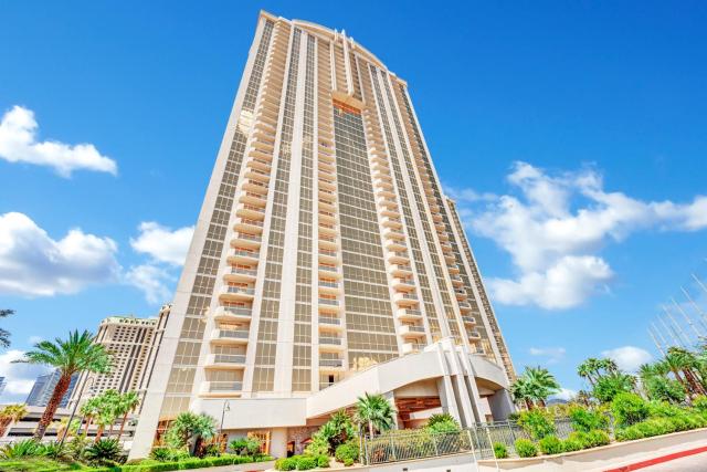 Solara Vita at MGM Signature