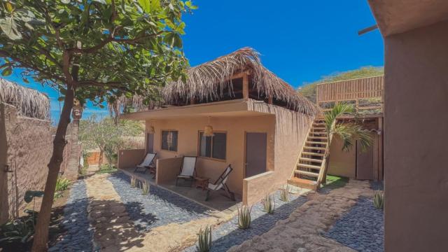 Kinti Beach Mancora