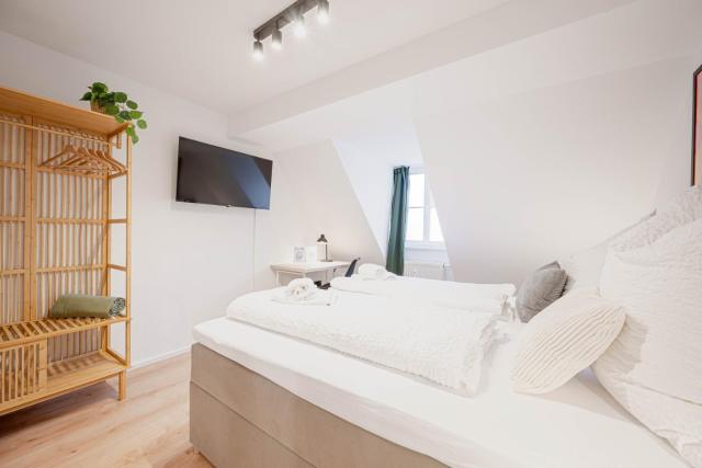 LudwigsCozyEscape - Historisches Altstadt-Apartment am Barockschloss, Sichtbalken, 6 Gäste, neu renoviert, WLAN, Workspace, 24h Check-in, Parkhaus in Laufnähe
