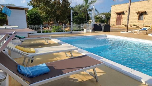 Villa Anna Salento - due camere con piscina, cucina e BBQ a pochi minuti dal mare