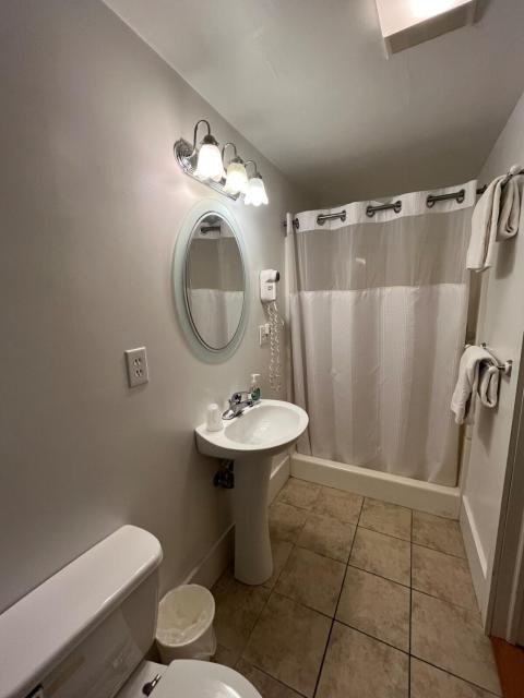 Gulf Stream House - Hammondsport Getaway Apartment Unit 11
