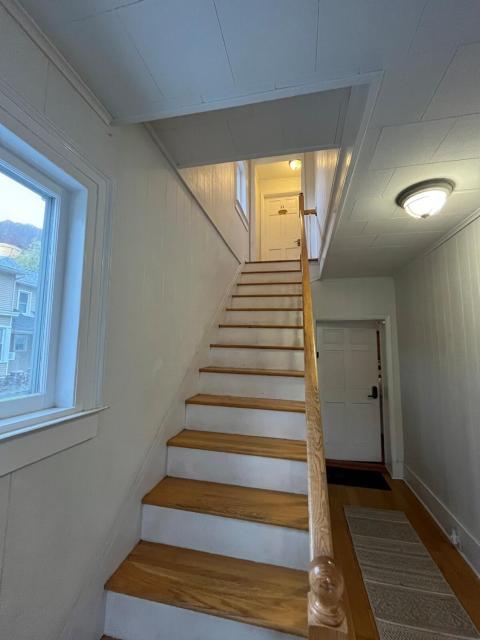 Gulf Stream House - Hammondsport Getaway Apartment Unit 11