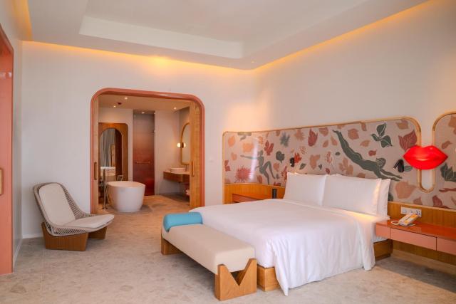The Standard, Pattaya Na Jomtien