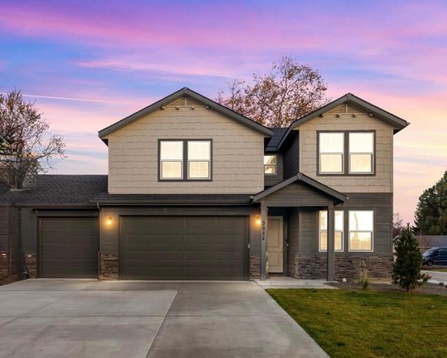 Creswell lane! Where luxury meets entertainment!