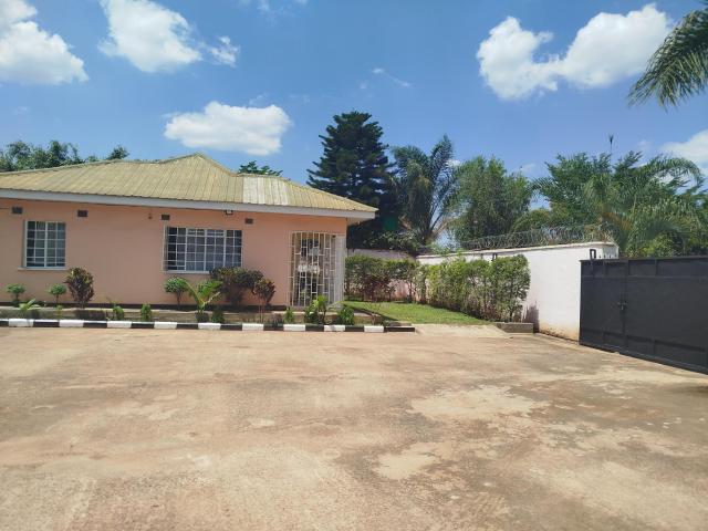 Homely Lodge And Apartments