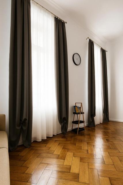 Bălcescu Square Apartments