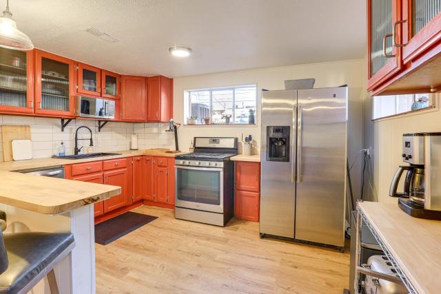 Apartment in Denver: Sloan Lake Neighborhood!