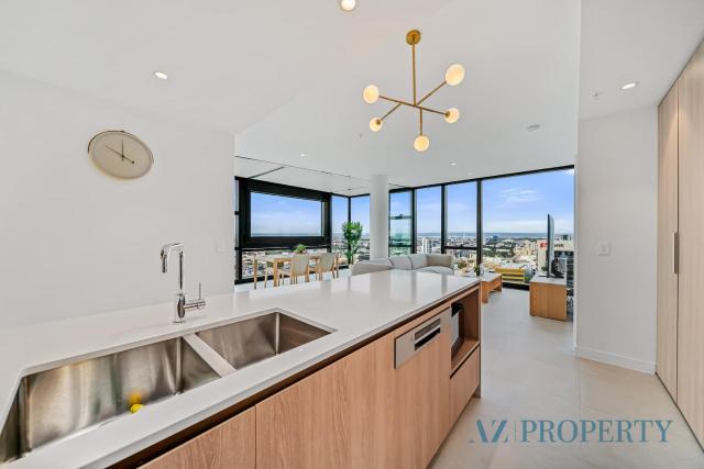 Perth Luxury Apartment with Pool & Gym Modern Living in the City Centre