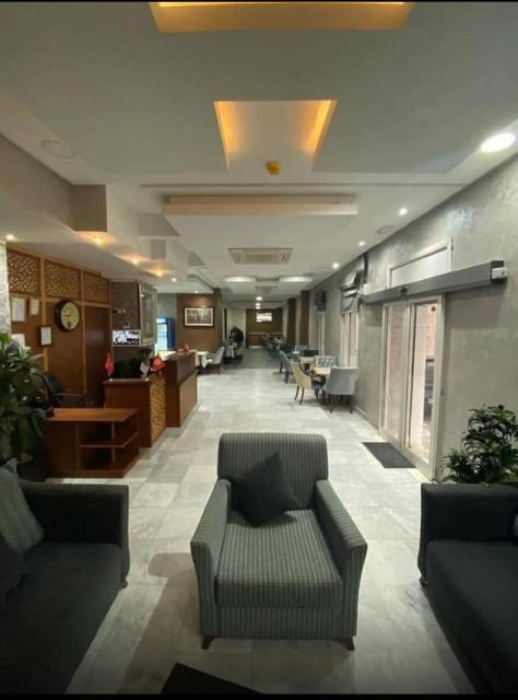 Hôtel EDHIAFA