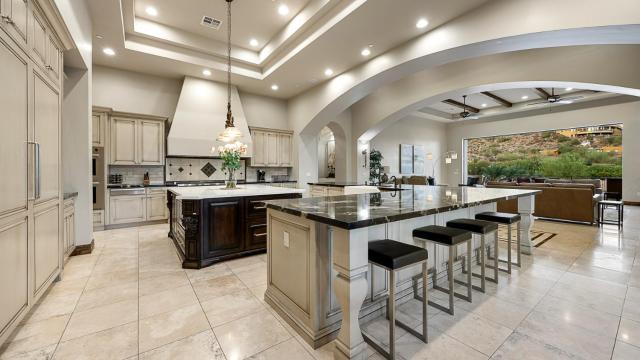 Mountain View Retreat - Pool, Spa, Theater