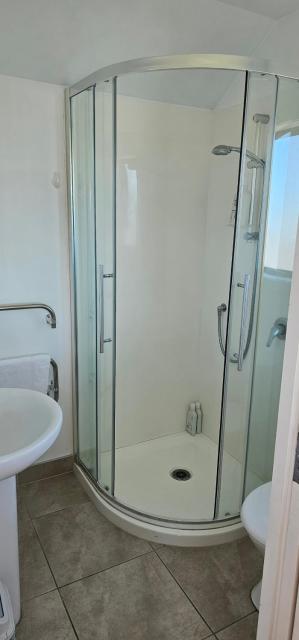 Serene One Bedroom Seaview Chalet