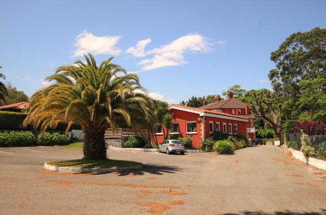 Arena Surf Hotel