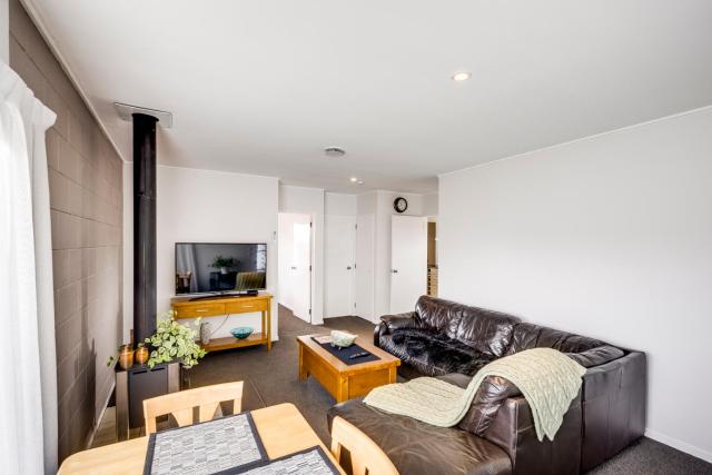 Cozy on Clive - Hastings Holiday Home