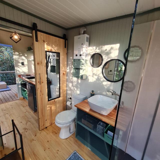 Squirrels Rest Treetop Glamping