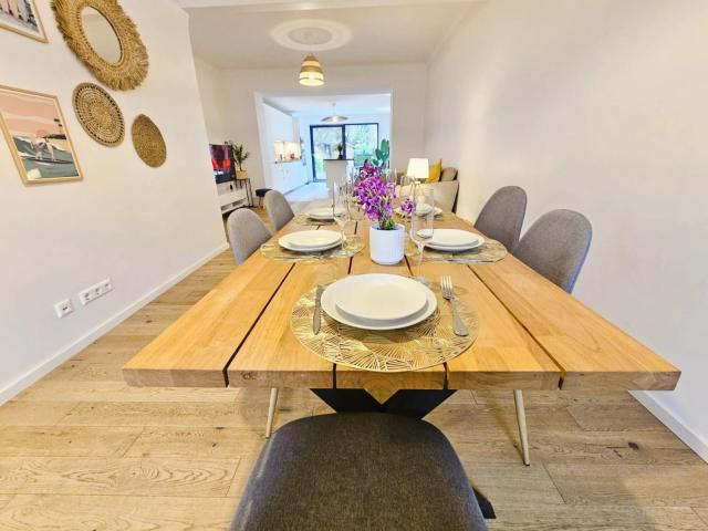 Exceptional 3BR Apartment with private terrace&garden