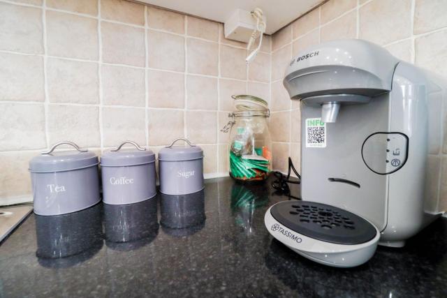 Deluxe Battersea 2-Bed 2 Minutes From Station