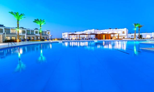 Invidia Coral Beach Tiran