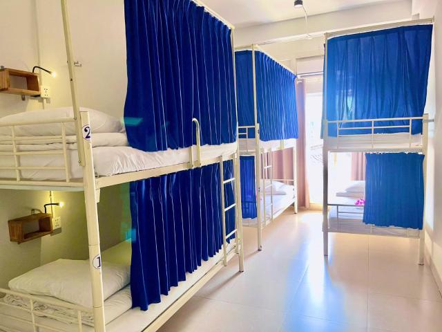 Bed Station Hostel & Pool Bar Hội An " Former Sunflower"