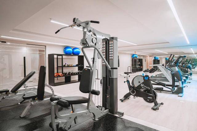 Stunning 3BR with pool, gym, coworking in Condesa