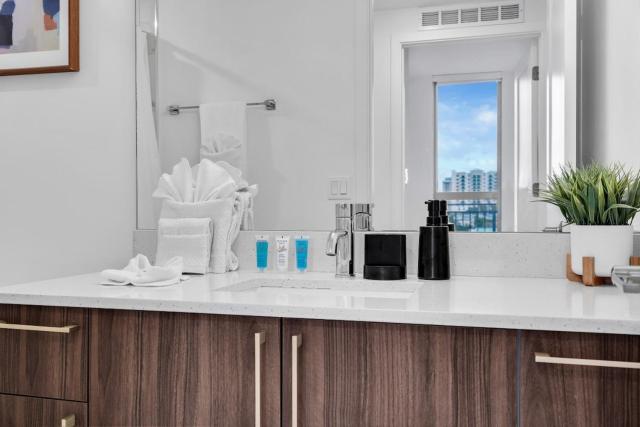 Brickell Border 3BR by Untitled Stay