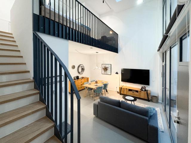 Bauhaus-Loft - Garten mit Terrasse - 20min zu Wien Mitte - Smart TV