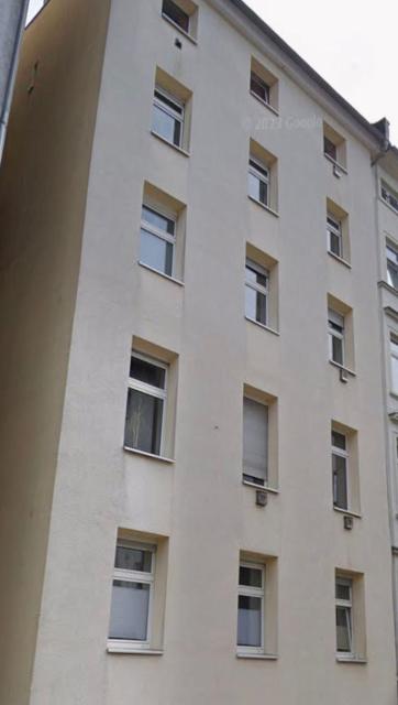 Offenbach 200m2 9 Betten O1