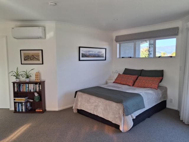 Riwaka Estuary Retreat