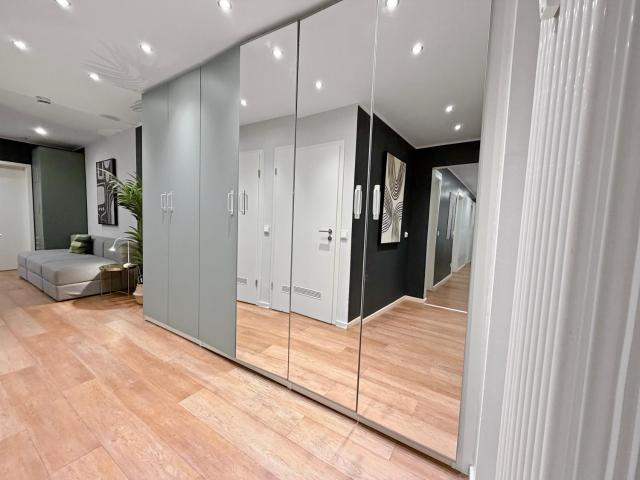 Flatista Homes - Central Station - 3BR
