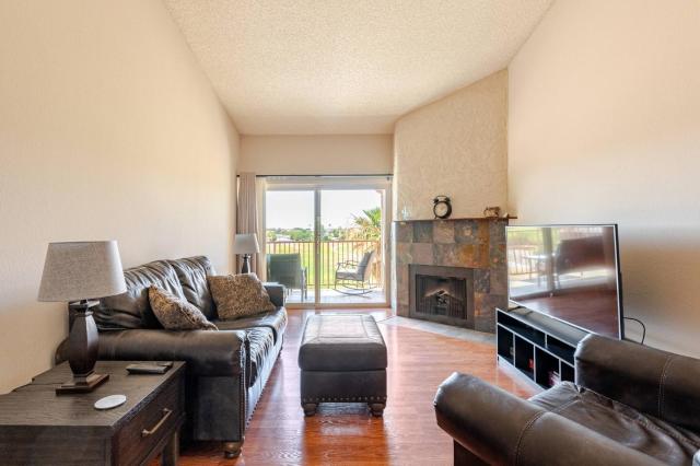 Condo with Golf Course & Camelback Mountain Views