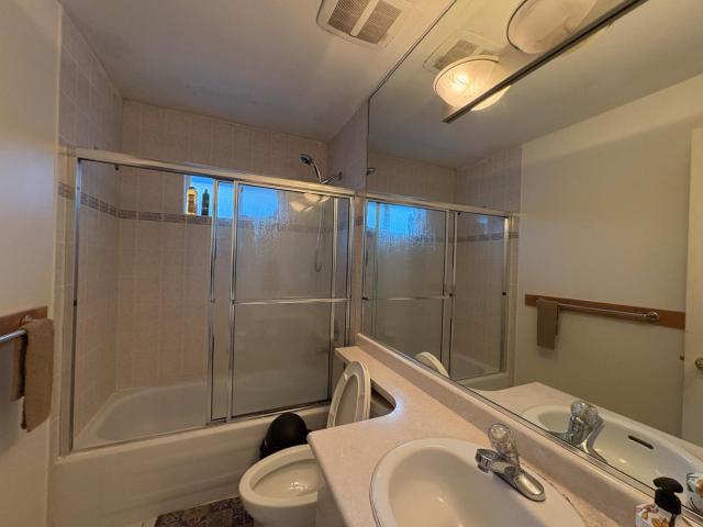 Vancouver Guest House - Airport & Downtown 15 Min - Free Parking & Fast Wi-Fi