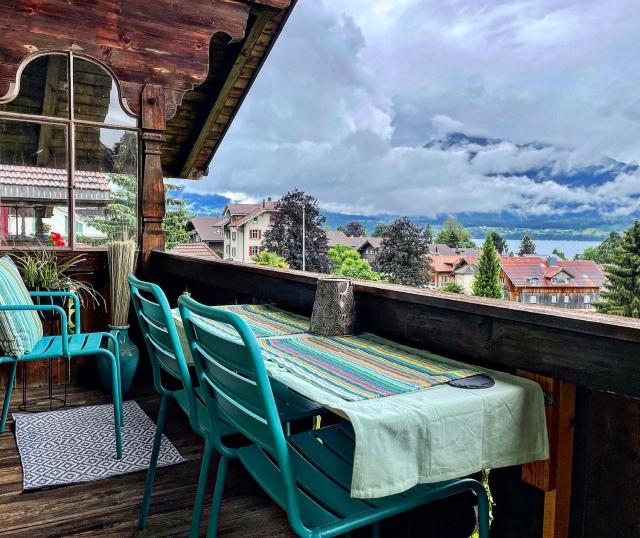 Amazing View with Balcony and free Parking