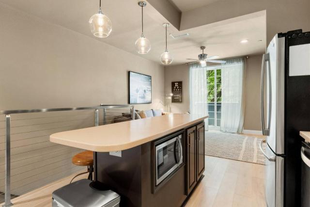 Golden State Loft (Dogs Ok)