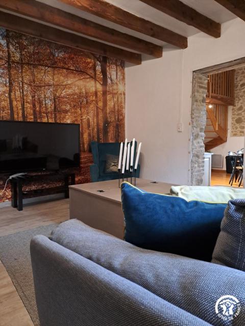 Gîte avec piscine et animaux