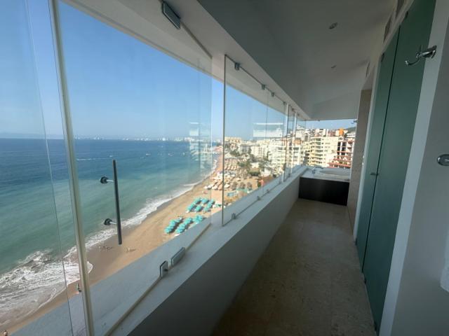Amazing massive ph at olas altas by los muertos beachfront