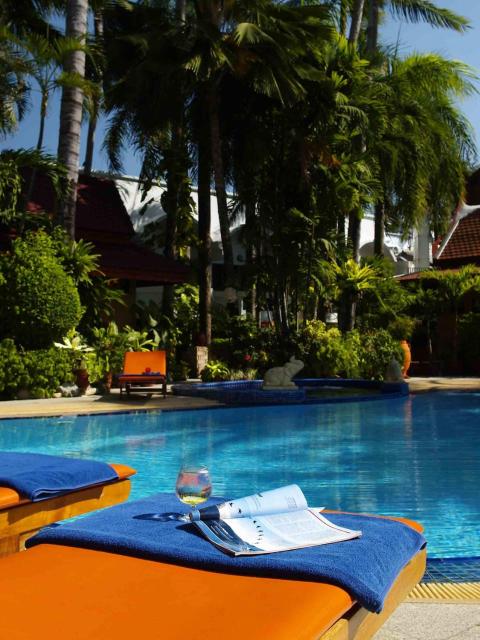 Safari Beach Hotel Patong
